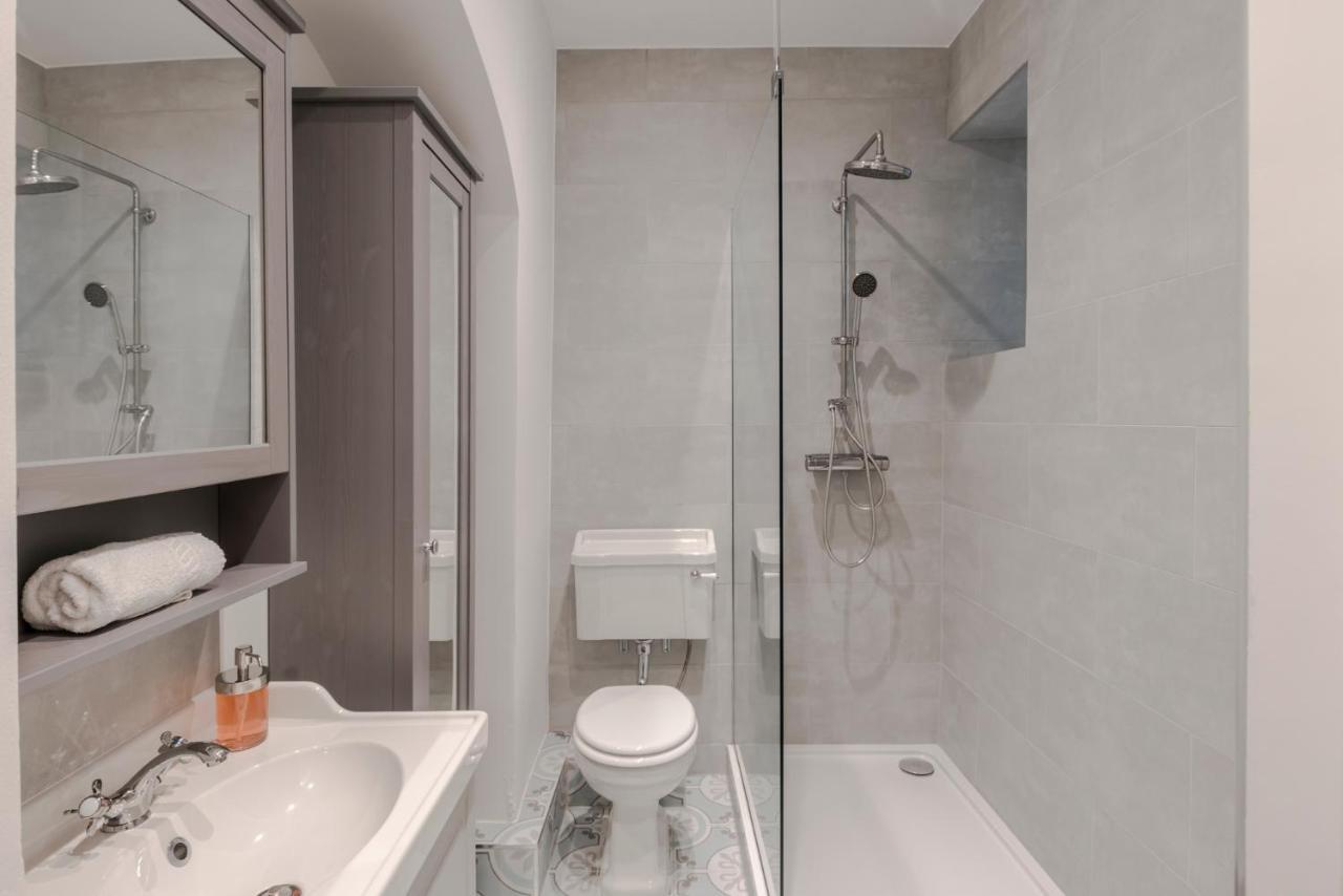 Lux And Spacious 4 Bedroom Apt Camden Лондон Экстерьер фото